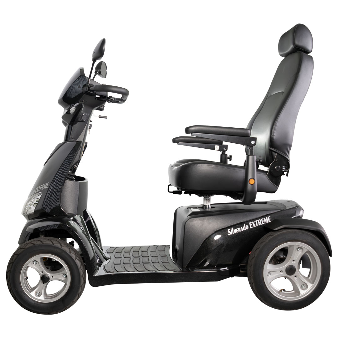 Merits Silverado Extreme four-wheel mobility scooter, left profile