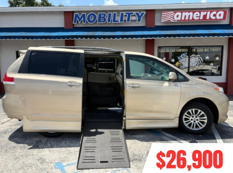 2011 Toyota Sienna XLE