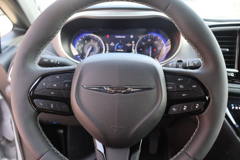 2024 Chrysler Pacifica